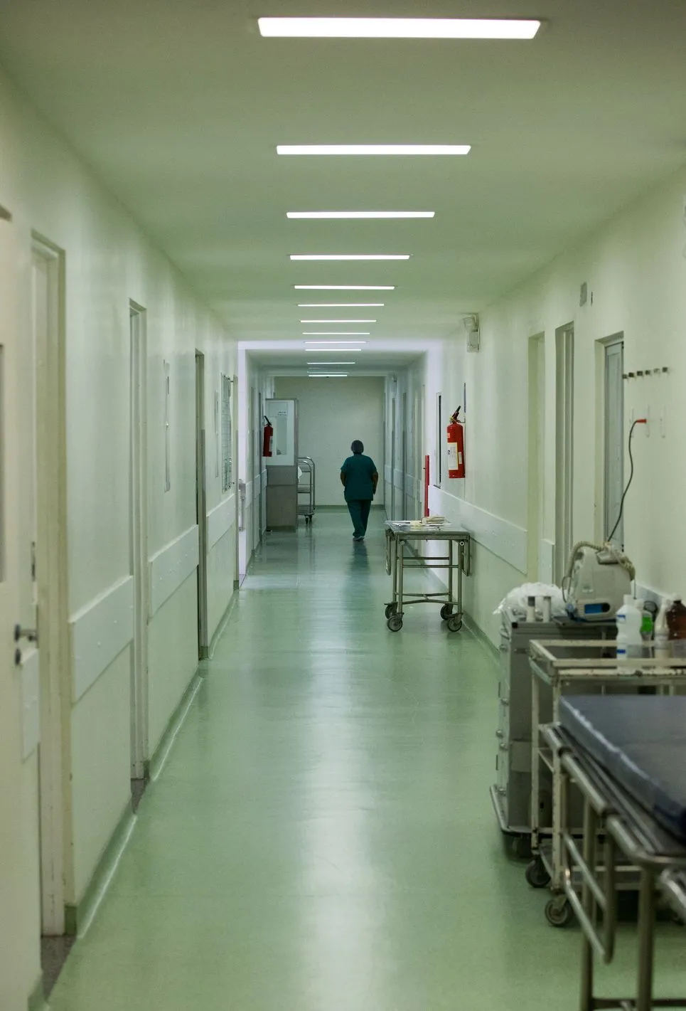 Com o Plantão Cirurgia 24h, o intuito do Governo não é zerar a fila de cirurgias eletivas, mas diminuir o tempo de espera