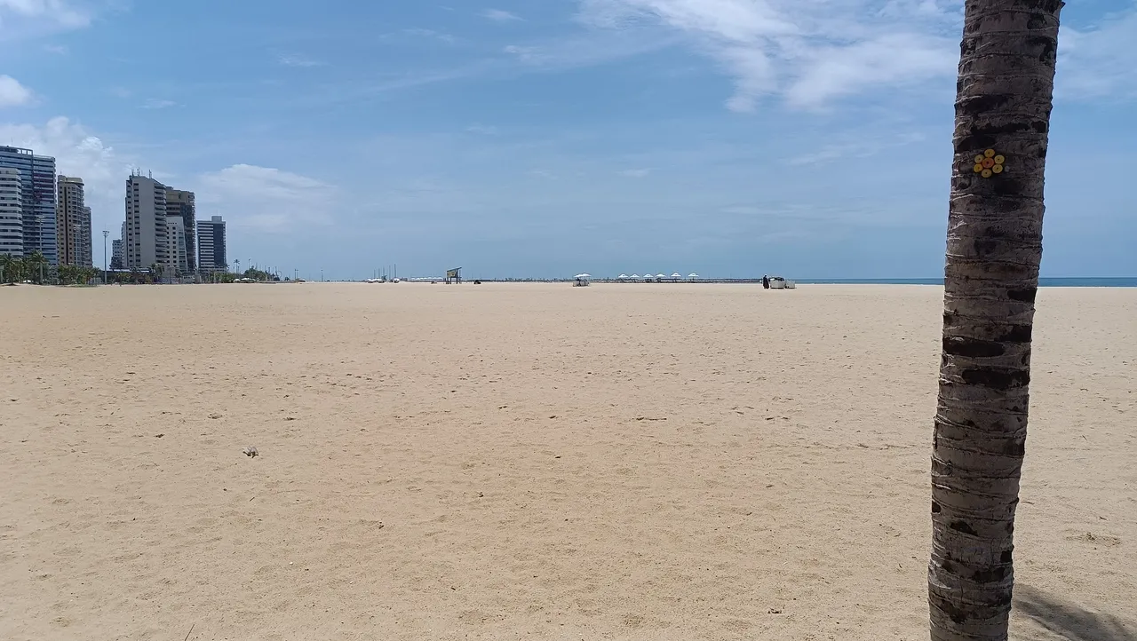 Aterro da Praia de Iracema onde serão montadas as raias de lançamento da MOCEFOG próximo ao Espigão Rui Barbosa