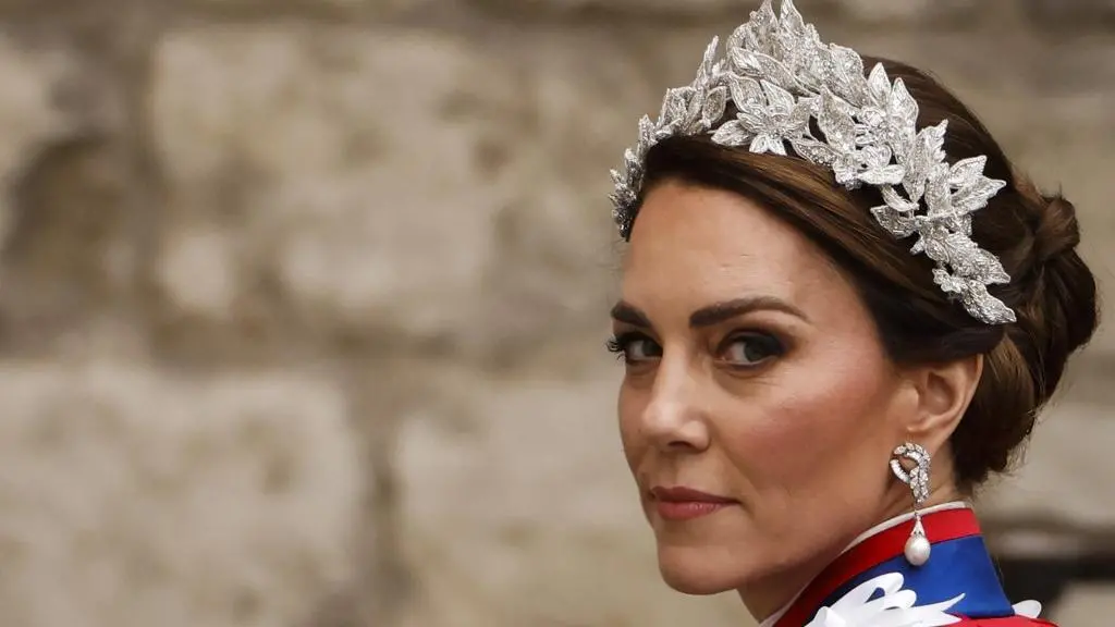 Imagem da notícia: Kate e Príncipe William planejam se mudar para casa mais afastada durante tratamento de câncer