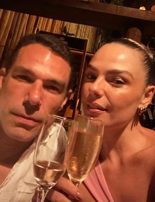 Imagem da notícia: Isis Valverde e Marcus Buaiz devem casar em novembro deste ano, diz coluna