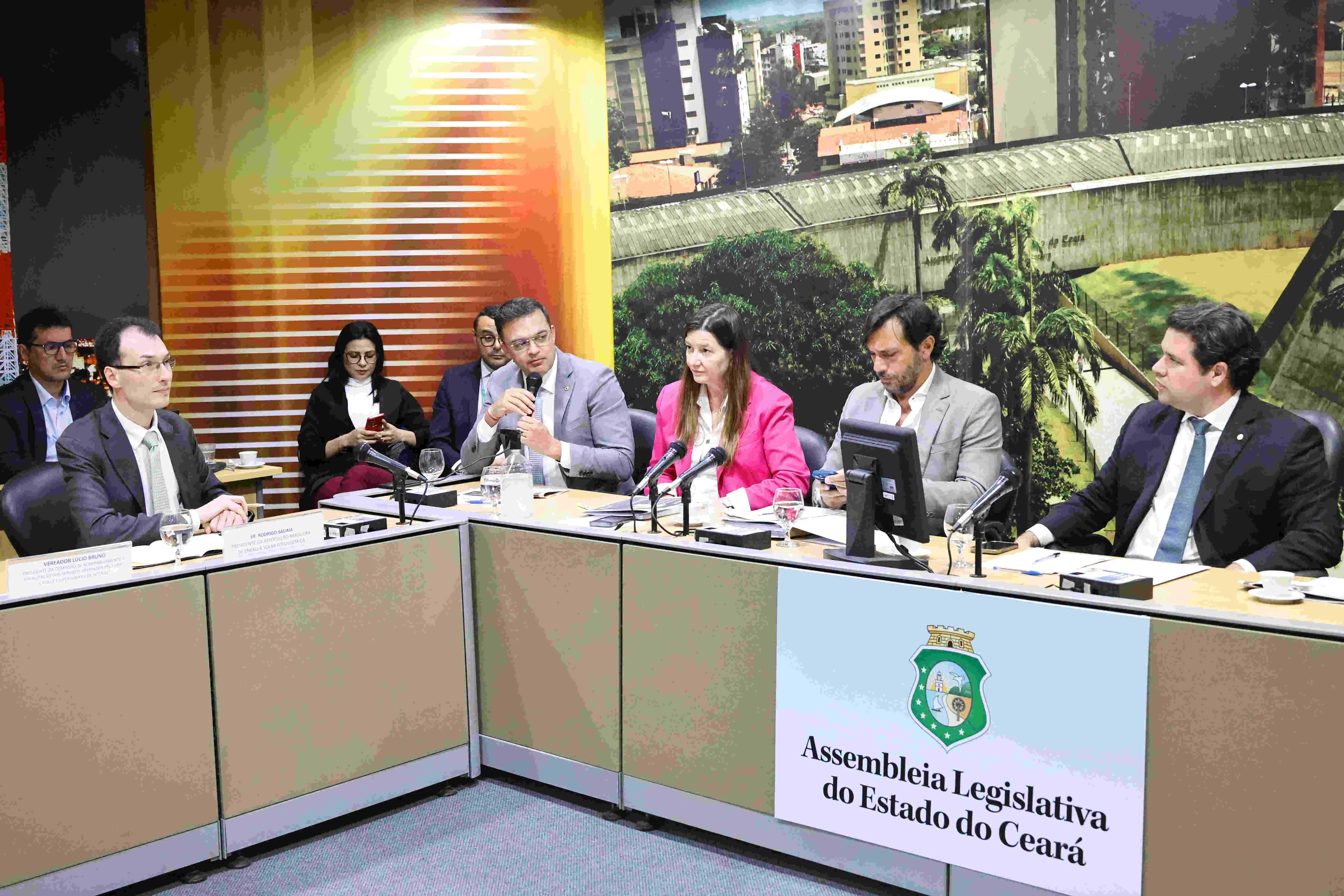 Imagem da notícia: Presidente da Enel no Ceará pede habeas corpus preventivo antes de audiência em CPI na Alece
