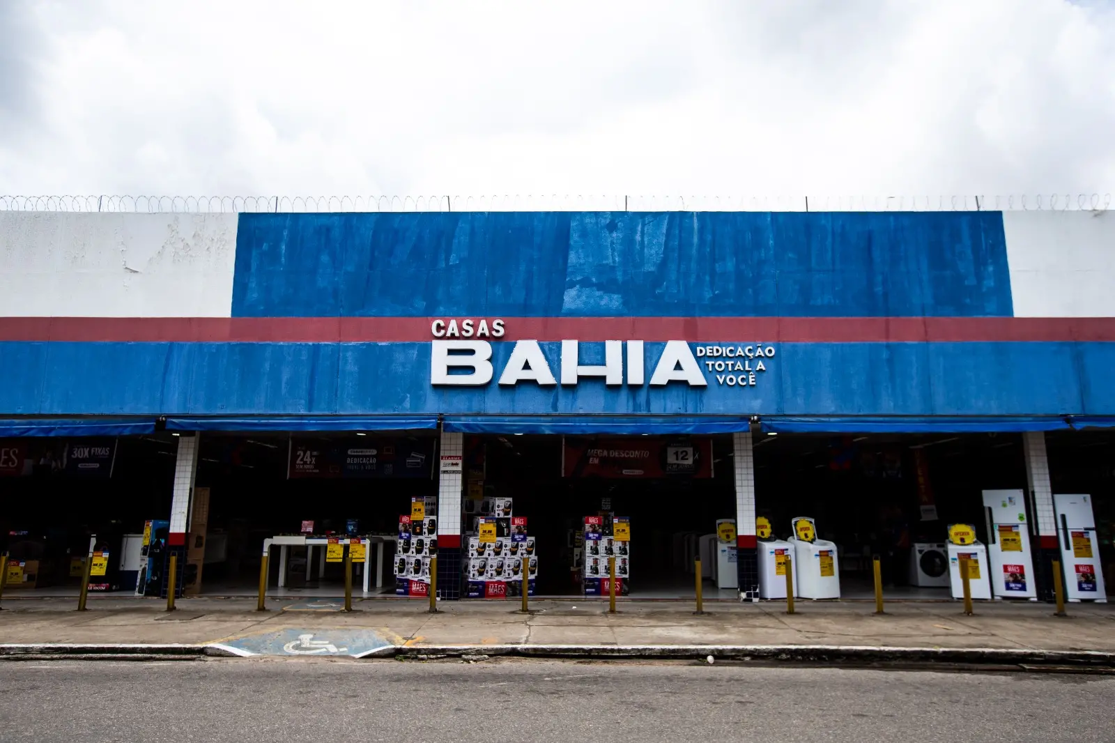 Imagem da notícia: Lojas das Casas Bahia podem fechar no Ceará após recuperação extrajudicial? Entenda impactos