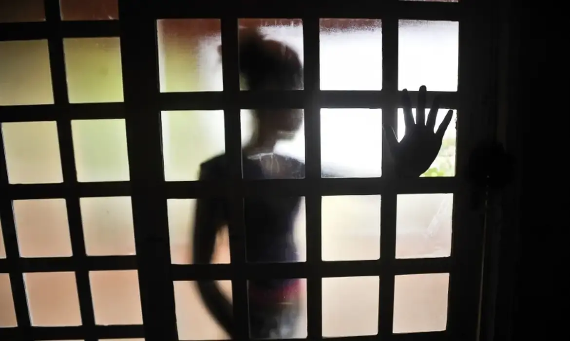 Imagem da notícia: STJ amplia prazo para indenização por abuso sexual na infância e adolescência; entenda