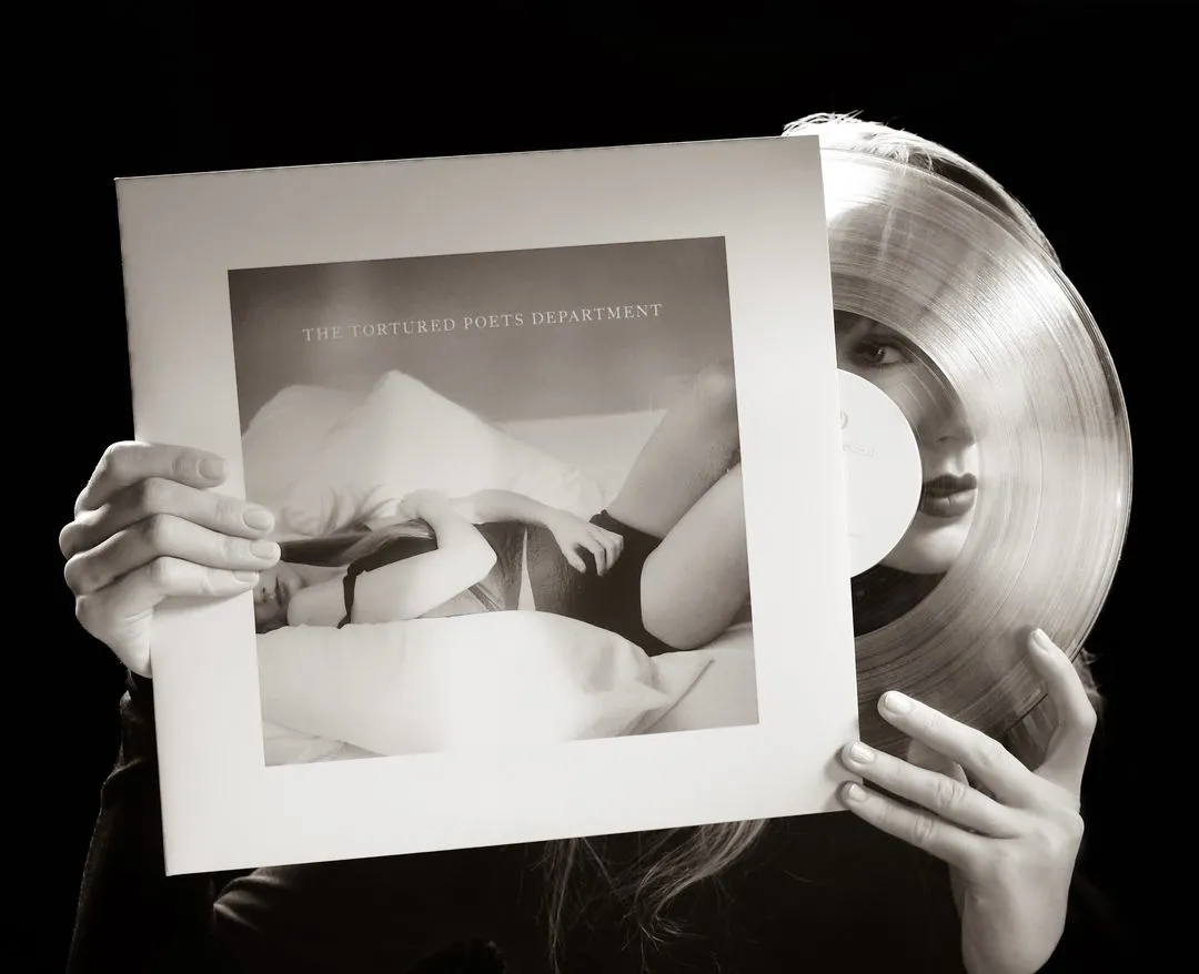 Novo álbum traz lamúrias dos acontecimentos da vida que poderiam ter sido e que não foram
