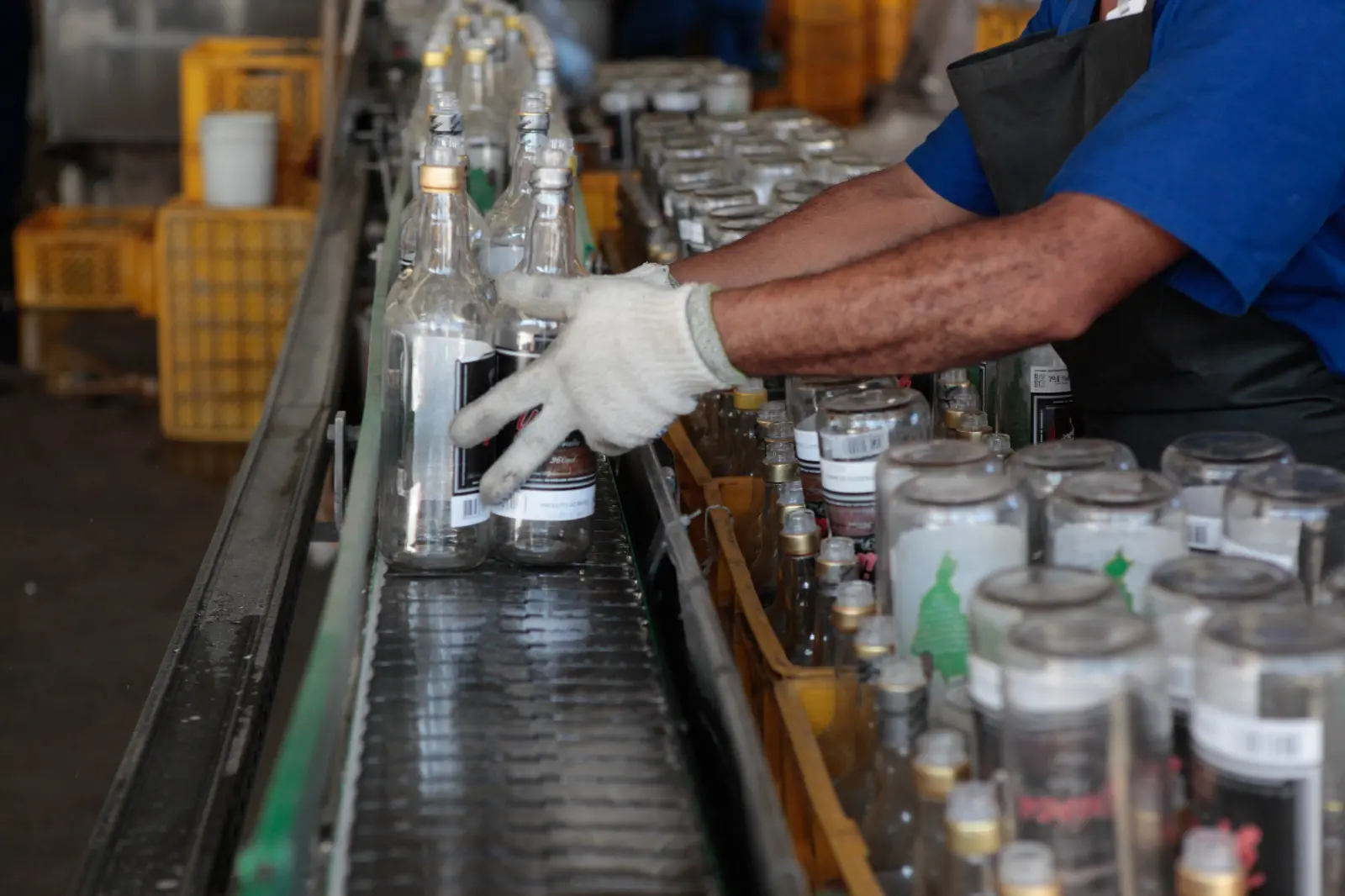 Imagem da notícia: Imposto do 'pecado' será maior para vodca e cachaça produzidas no Ceará com Reforma Tributária