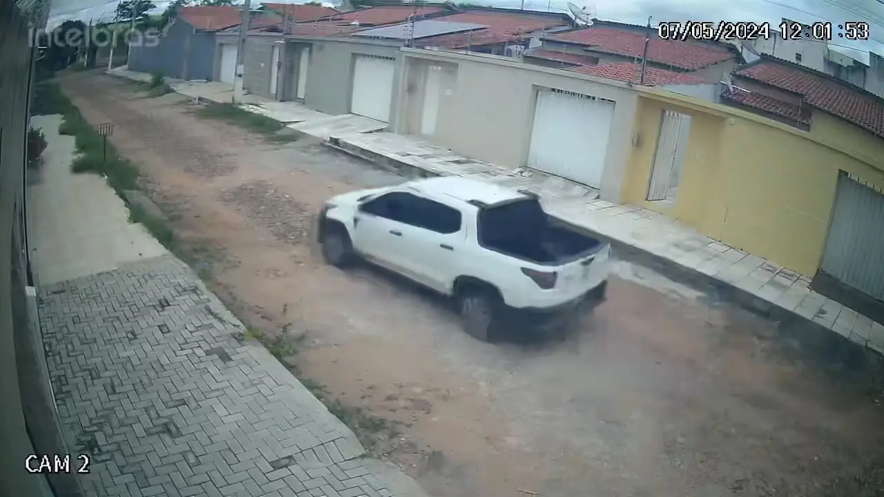 Imagem da notícia: Carro com atiradores que mataram suplente de vereador em Crato veio do Rio Grande do Norte