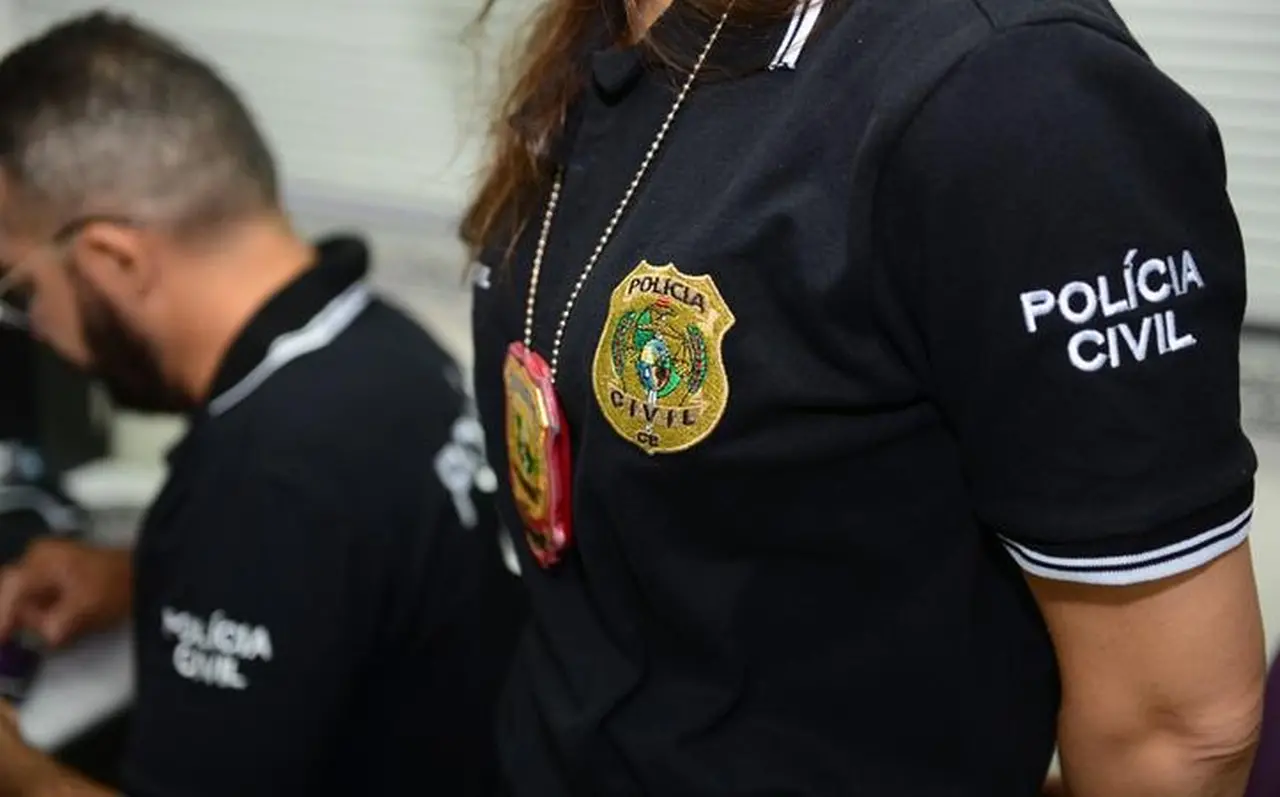 Imagem da notícia: Mulher de 25 anos é morta com facão em Jaguaruana