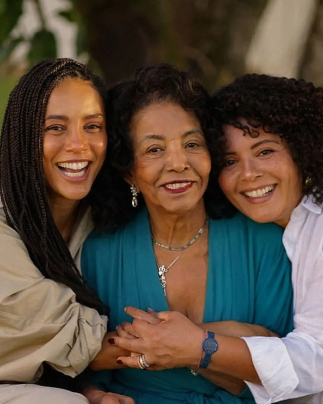 Imagem da notícia: Famosos celebram e postam homenagem no Dia das Mães; veja alguns