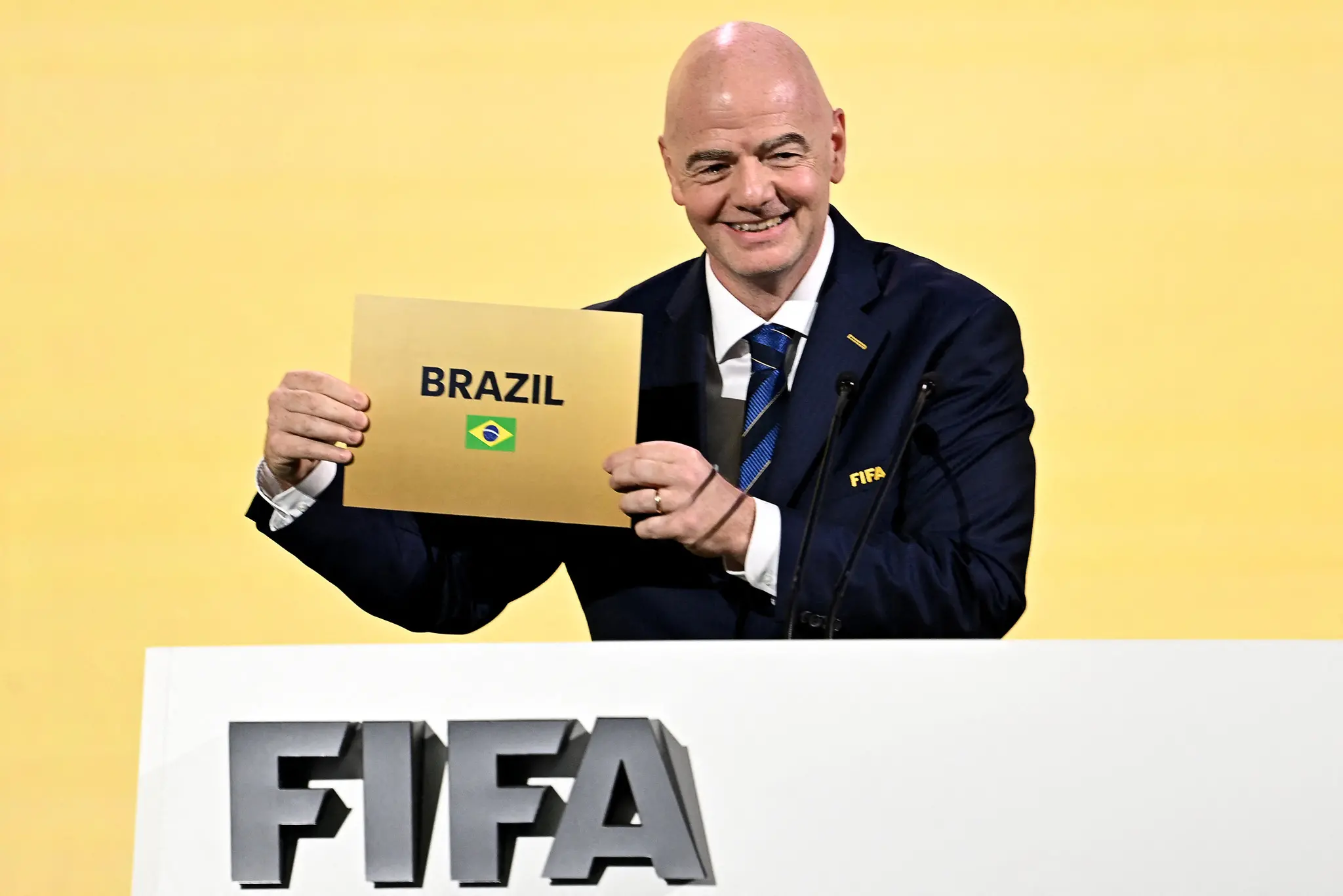 Imagem da notícia: Copa do Mundo Feminina será no Brasil em 2027; Fortaleza deve receber jogos