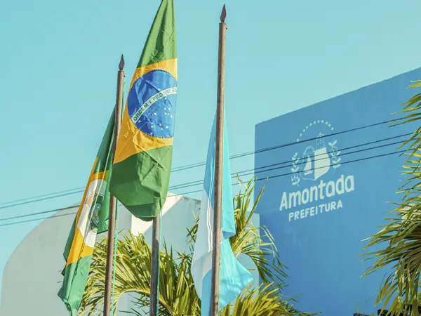Imagem da notícia: Operação afasta prefeito e secretários de Amontada por suspeita de fraude