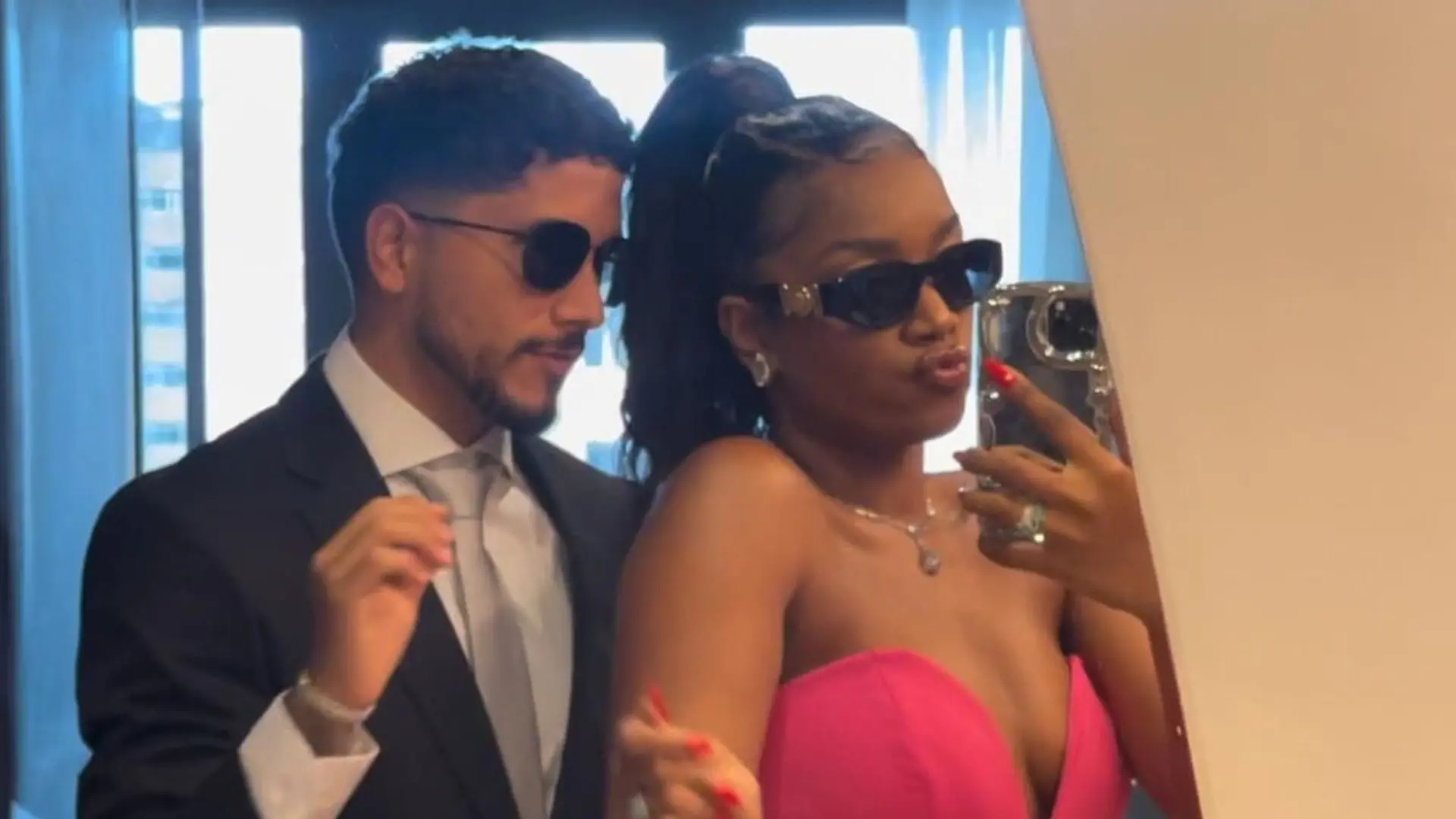 Imagem da notícia: Yuri Lima revela que esperou cinco anos para ficar com IZA: 'Tentar a sorte'