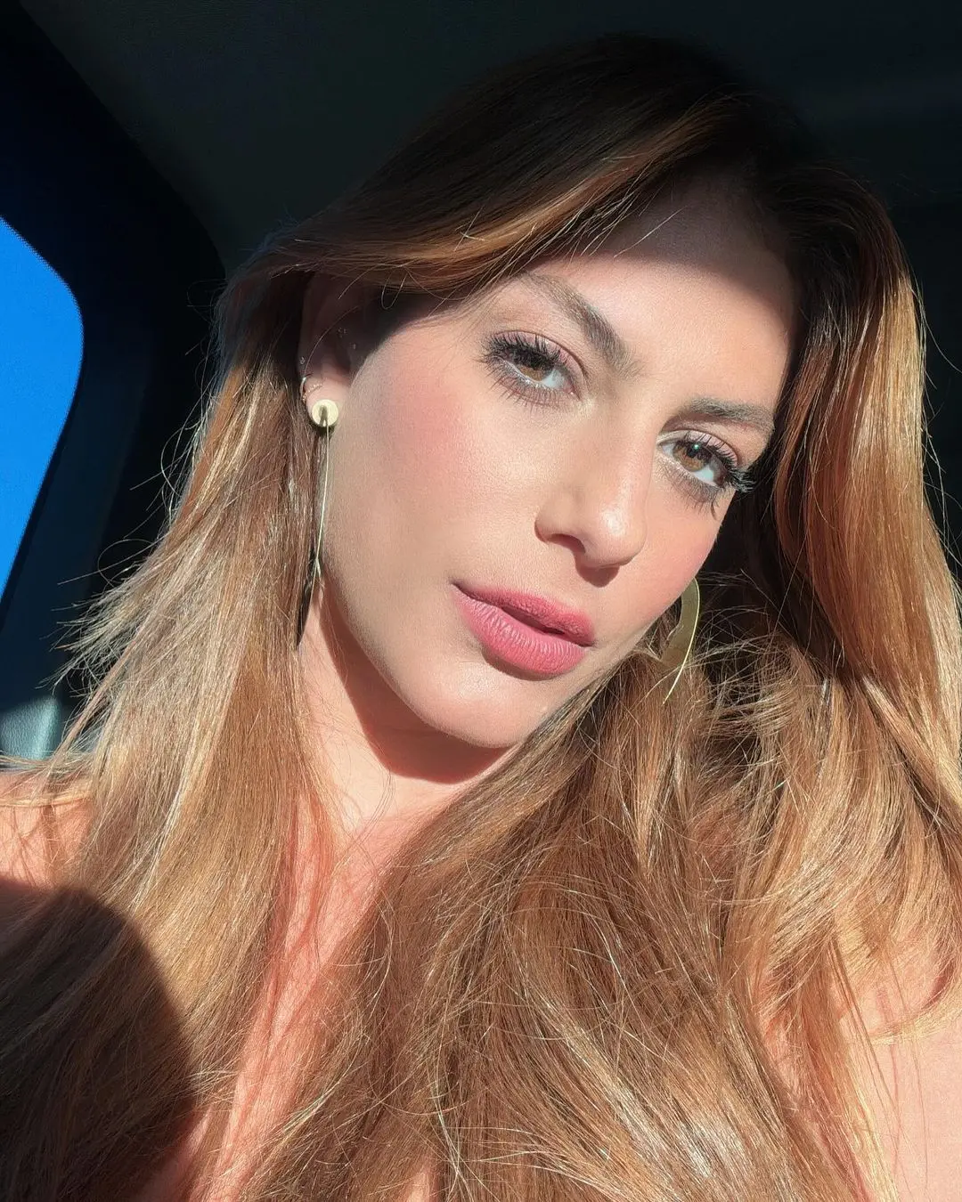 Imagem da notícia: Mari Gonzalez publica foto com família de Pipo Marques pela primeira vez; confira registro