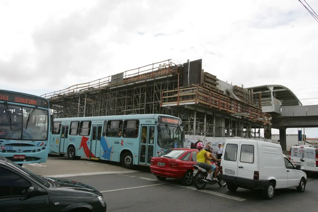 Estação Parangaba VLT Parangaba-Mucuripe em 2014. Obra só ficou pronta em 2018