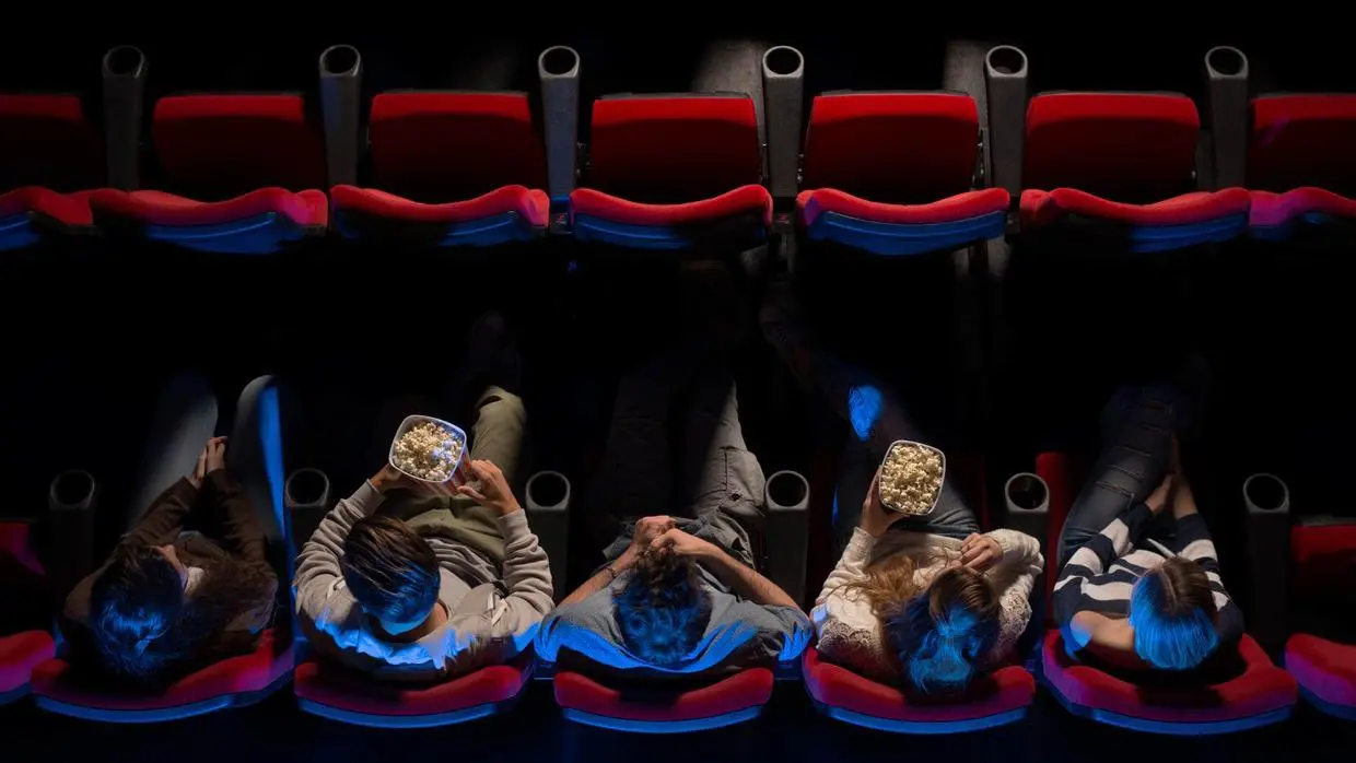 Imagem da notícia: Rede de cinemas faz promoção com ingressos a partir de R$ 8 em Fortaleza 