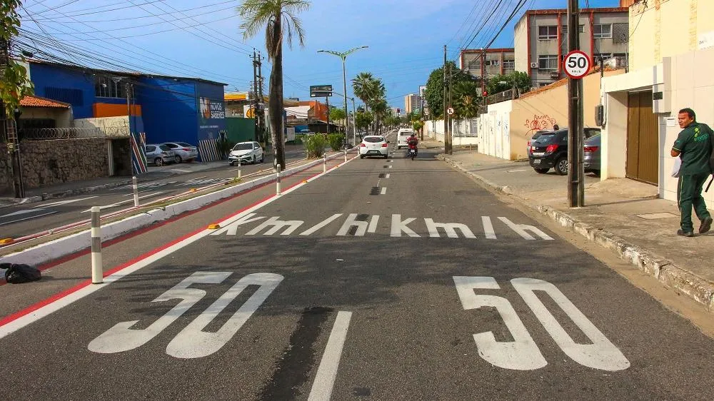 Redução da velocidade diminui a chance de acidentes graves