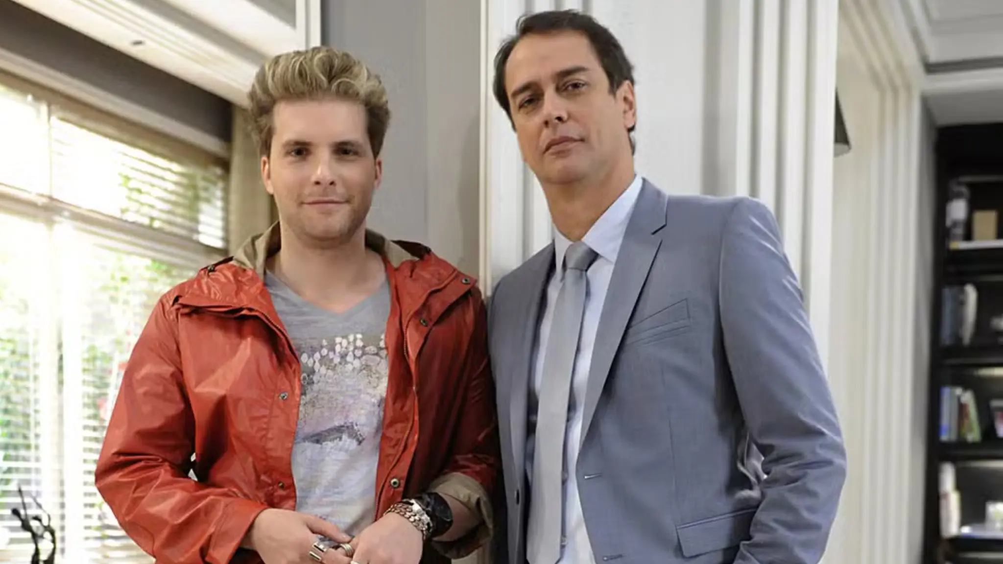Imagem da notícia: Atores parabenizam Marcello Antony pela nova carreira como corretor de imóveis de luxo