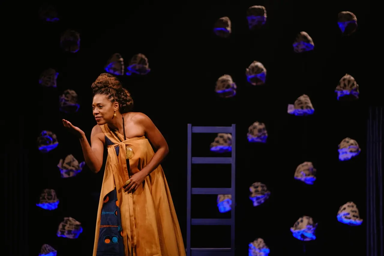 Imagem da notícia: Fortaleza recebe mais de 40 espetáculos gratuitos espalhados pela Cidade em festival de teatro