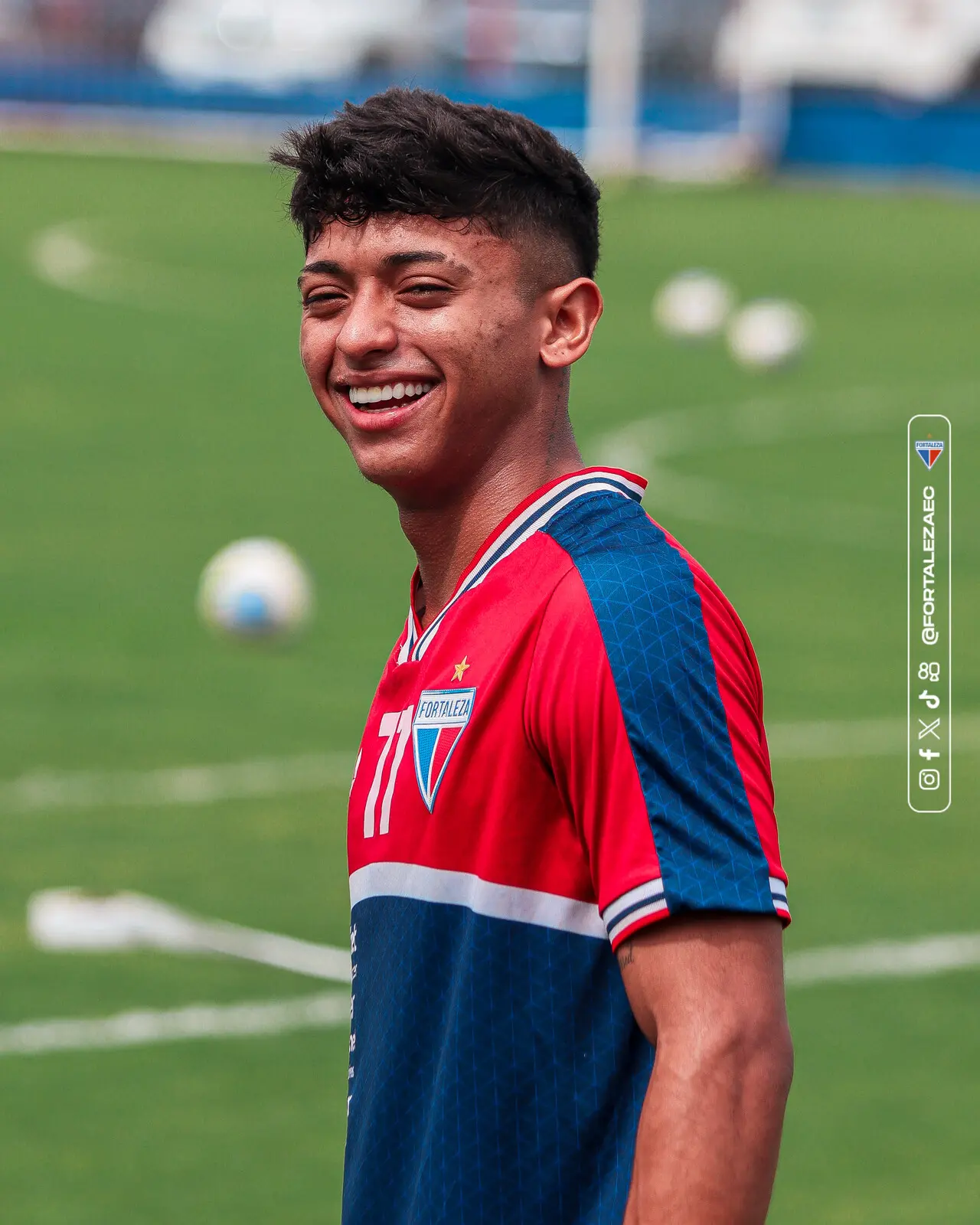 Imagem da notícia Vojvoda liga para técnico da seleção da Venezuela e consegue liberação de Kervin ao Fortaleza