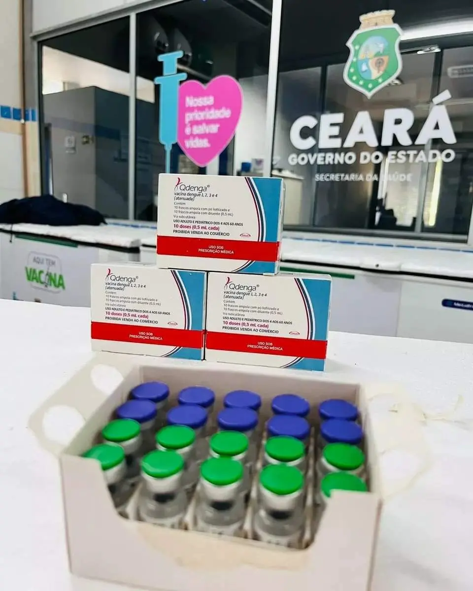 Imagem da notícia: Com 11,3 mil novas doses, vacina contra a dengue será enviada para mais 23 municípios do Ceará
