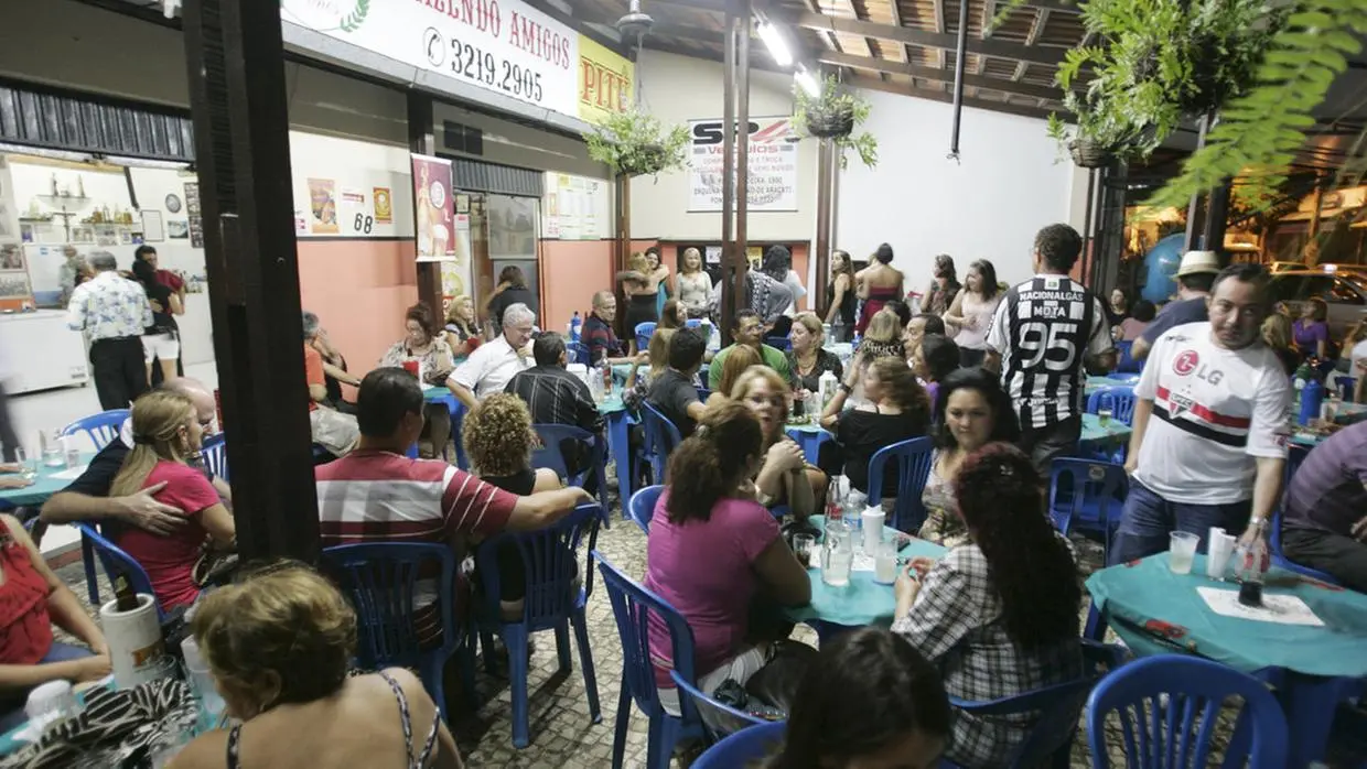 Imagem da notícia: Preços de bares e restaurantes sobem menos que inflação