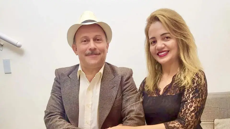 Imagem da notícia: Participação em filmes e programa de rádio: casal suspeito de desviar doações ao RS exibia carreira nas redes