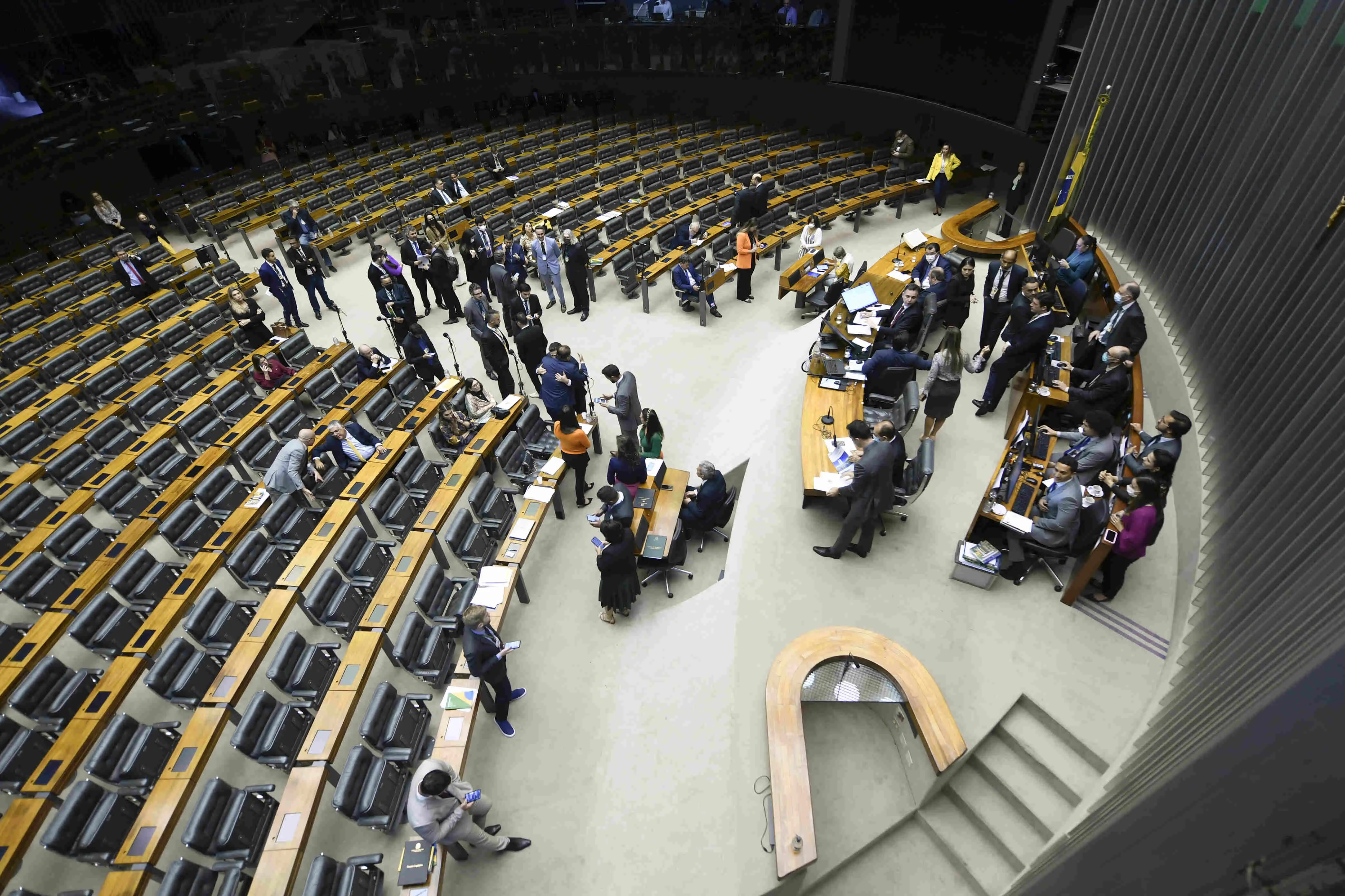 Imagem da notícia: 'PL dos Streamings': saiba o que a Câmara dos Deputados pretende mudar na operação dos serviços
