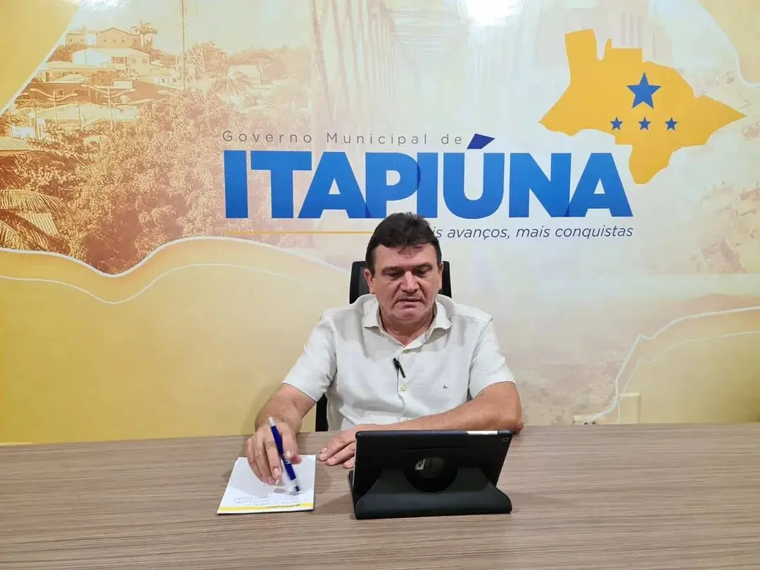 Imagem da notícia: Justiça suspende afastamento do prefeito de Itapiúna, alvo de operação do MPCE por supostas fraudes