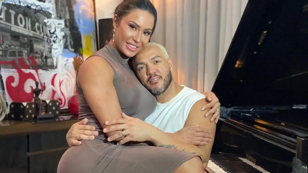 Imagem da notícia: Após voltar a morar com Belo, Gracyanne Barbosa fala sobre reconciliação: 'Sou da esperança'