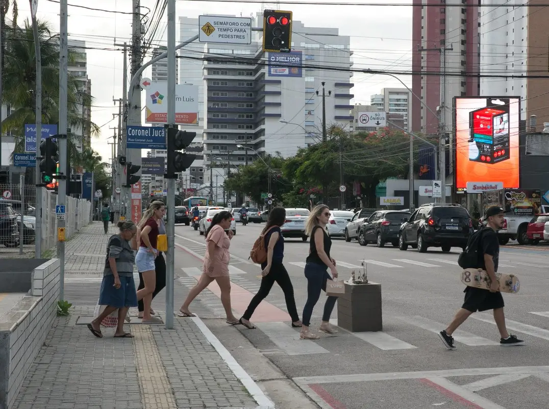 Imagem da notícia: O que a prevalência de endereços em logradouros com nome de santos e coronéis mostra sobre o Ceará