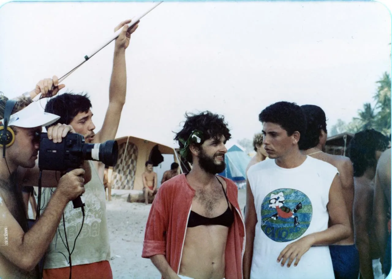 Filmes produzidos nos anos 1980 na Paraíba compõem coleção de cinema queer histórica; na foto, registro feito por Bertrand Lira nas gravações de 