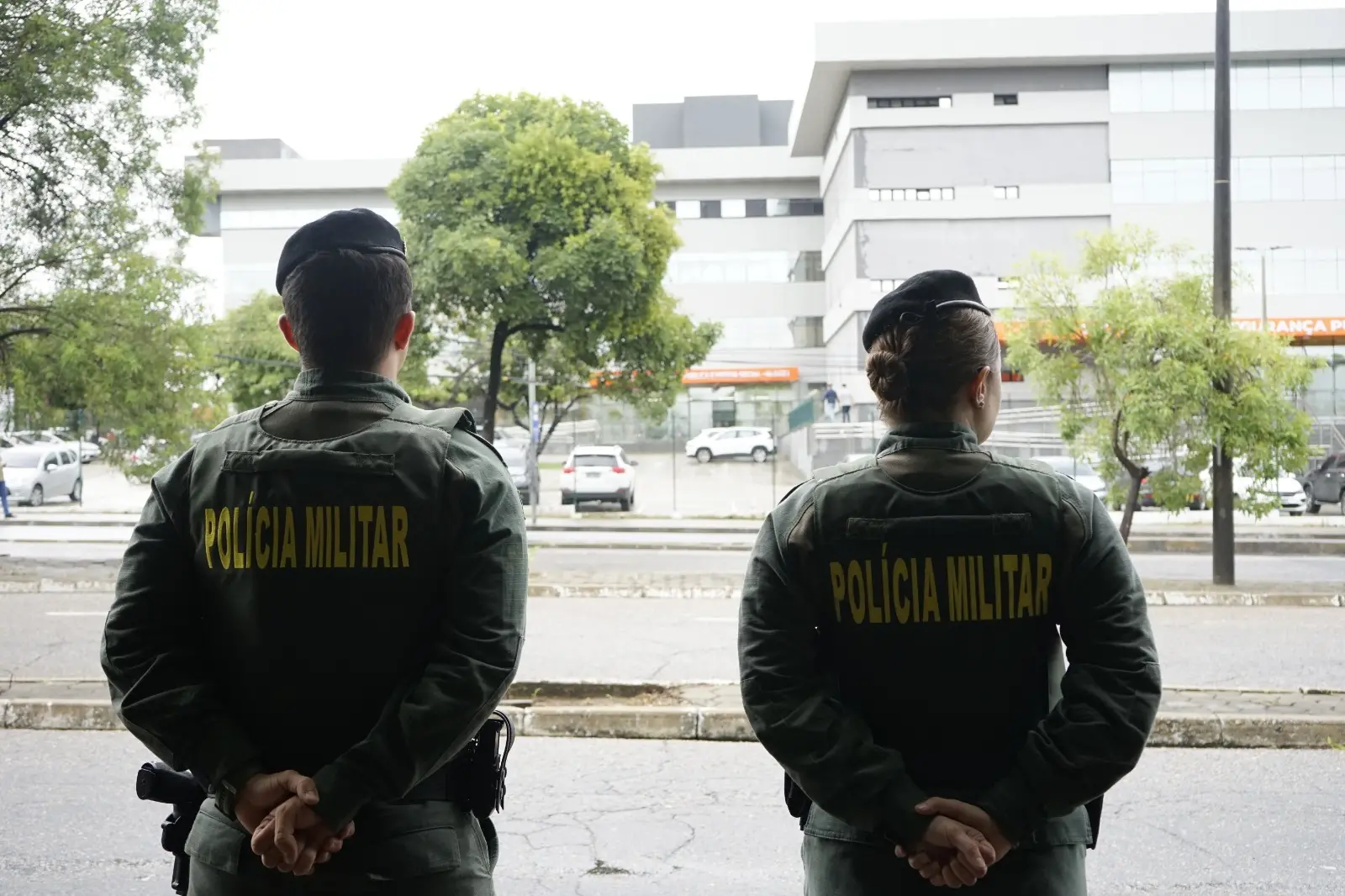 Imagem da notícia: Prêmio, gratificação e reajuste: Alece aprova pacote de medidas para agentes de segurança no Ceará