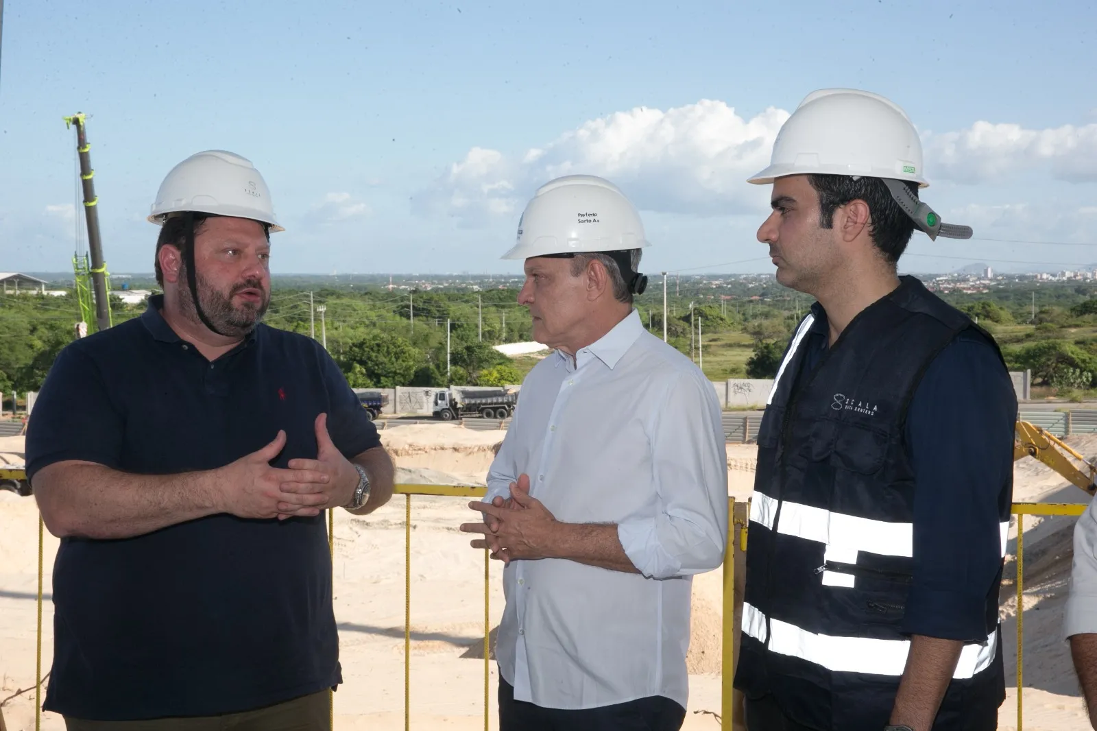 Marcos Peigo, José Sarto e o secretário de Desenvolvimento Econômico Rodrigo Nogueira