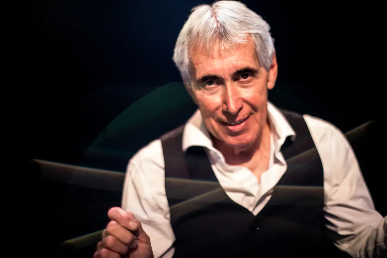 Imagem da notícia: Noite dedicada à música brega em Fortaleza tem shows de Odair José e Marcelo Reis a partir de R$ 20