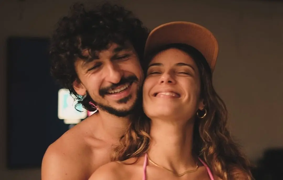 Imagem da notícia: Andréia Horta e Ravel Andrade anunciam primeira gravidez e sexo do bebê: 'Vem chegando'