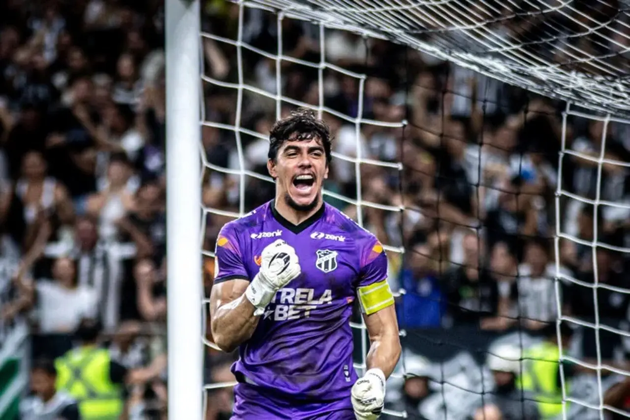 Imagem da notícia Ceará tem 15 jogadores do elenco com contratos próximos do fim; veja lista