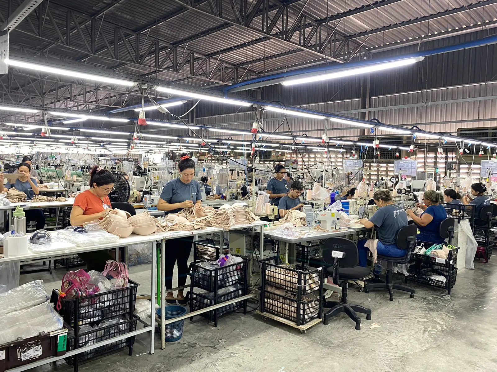 Imagem da notícia: Com fábrica em Maranguape, Hope quer expandir maquinário, contratar pessoal e produzir mais 6 milhões de peças