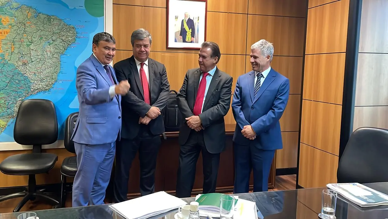 Imagem da notícia: Agro pede contratação temporária de beneficiários do Bolsa Família