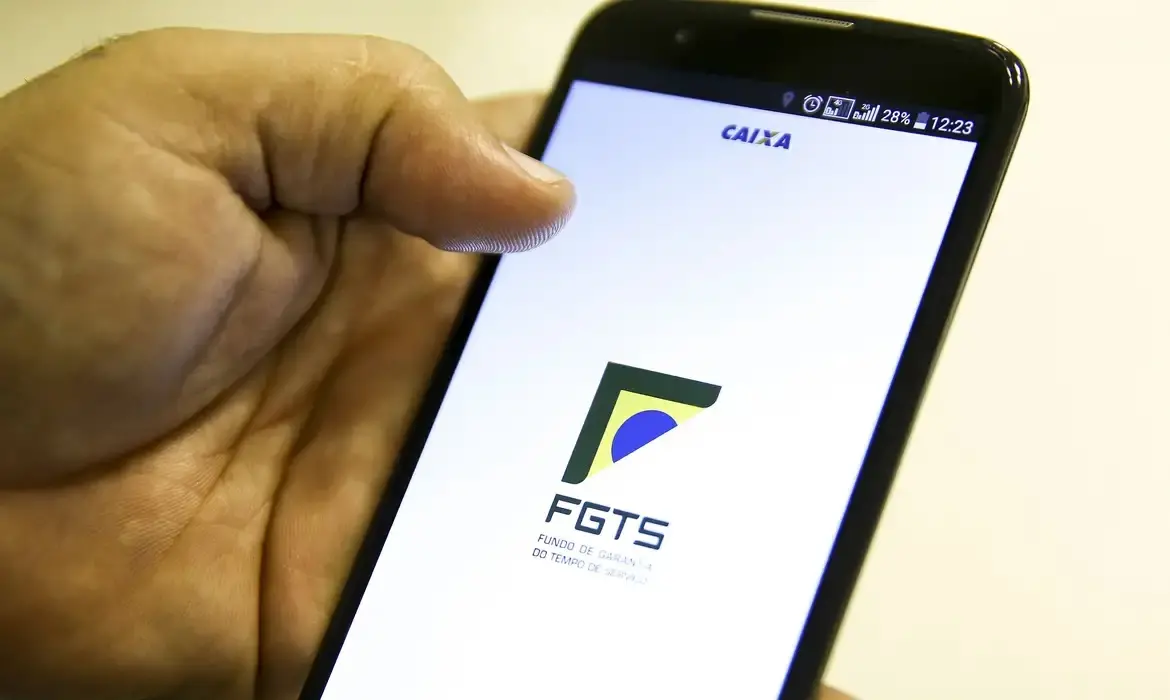 Imagem da notícia: FGTS tem lucro recorde de R$ 23,4 bilhões em 2023