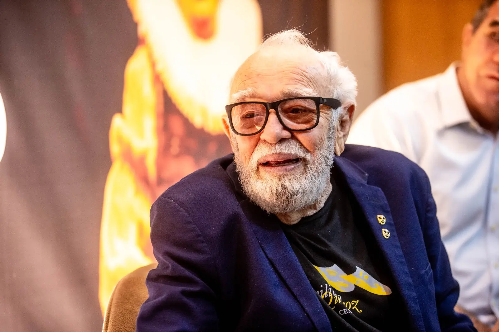 Imagem da notícia: Aos 88 anos, cearense Emiliano Queiroz é homenageado com exposição no Museu da Fotografia 