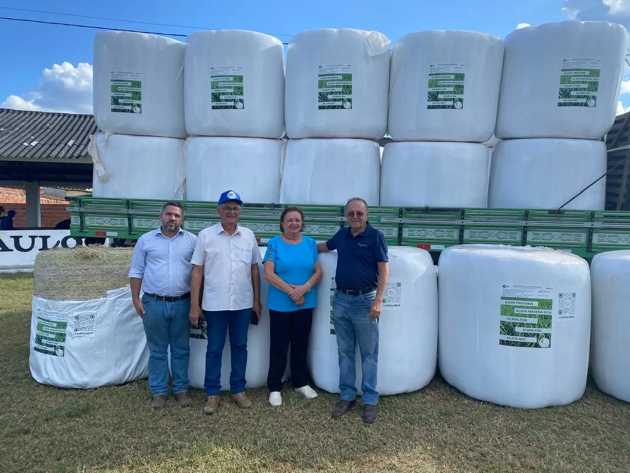 Imagem da notícia: Agricultura do Ceará planta e colhe capim como na Europa