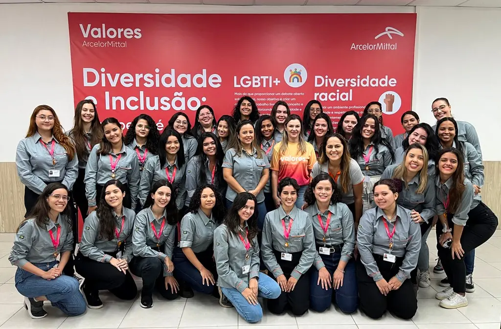 Imagem da notícia: ArcelorMittal Pecém recebe novas estagiárias em engenharia
