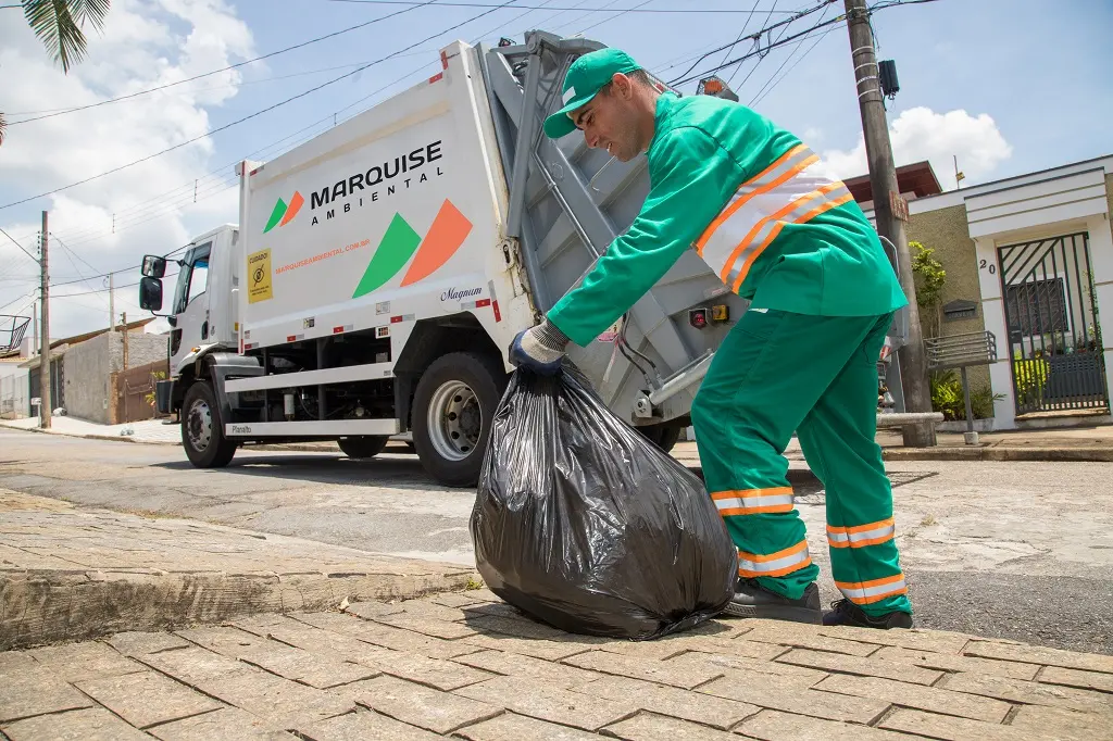 Imagem da notícia Coleta domiciliar: entenda a responsabilidade de cada um no descarte de resíduos
