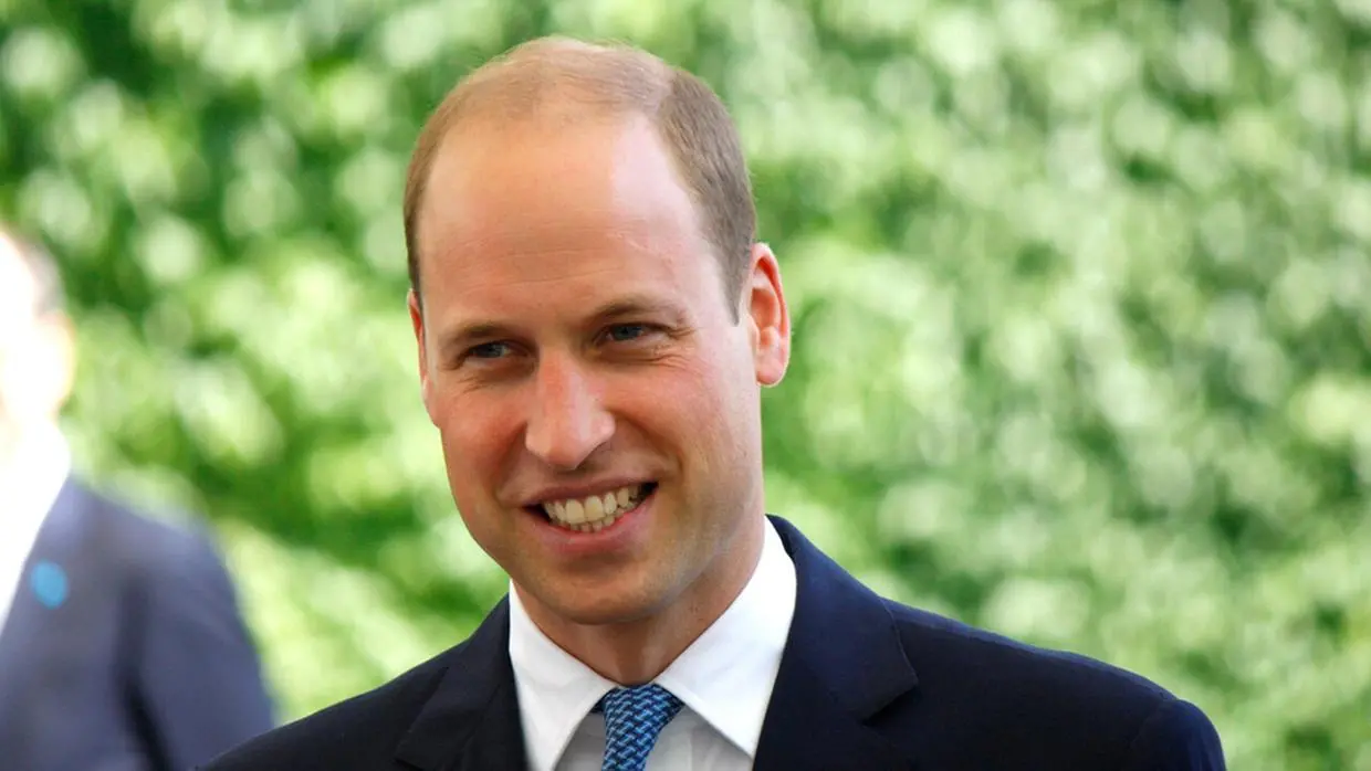 Imagem da notícia: Salário anual do príncipe William é divulgado por relatório real; veja valores
