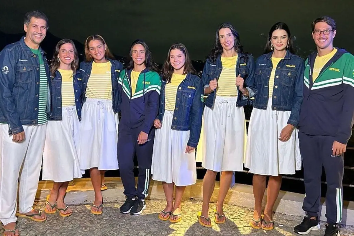 Imagem da notícia: Riachuelo e COB se manifestam contra críticas do uniforme das Olimpíadas e defendem bordadeiras