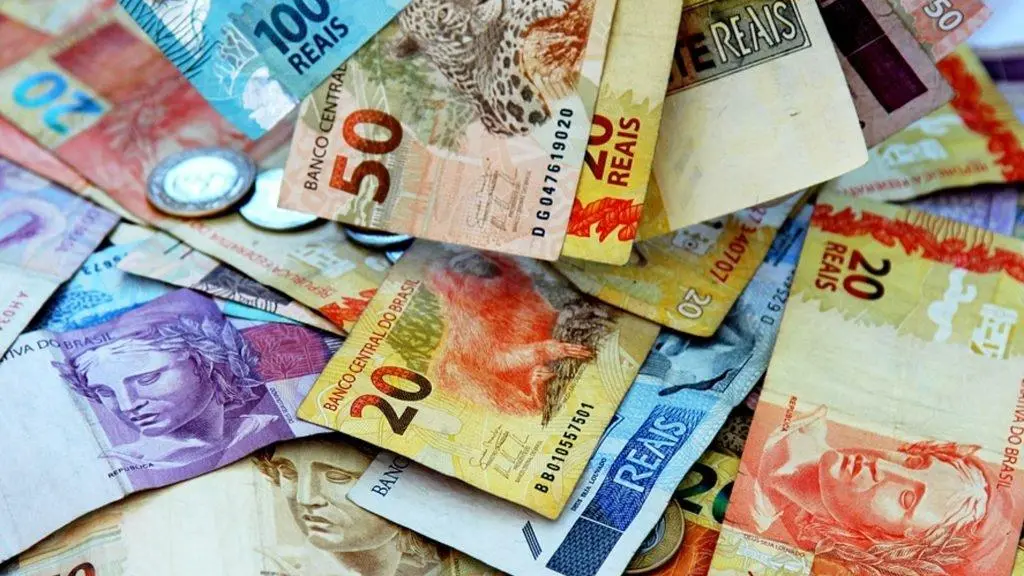 Imagem da notícia: De R$ 159,8 mil a R$ 25,7 milhões: confira limite de gastos dos candidatos a prefeito no Ceará