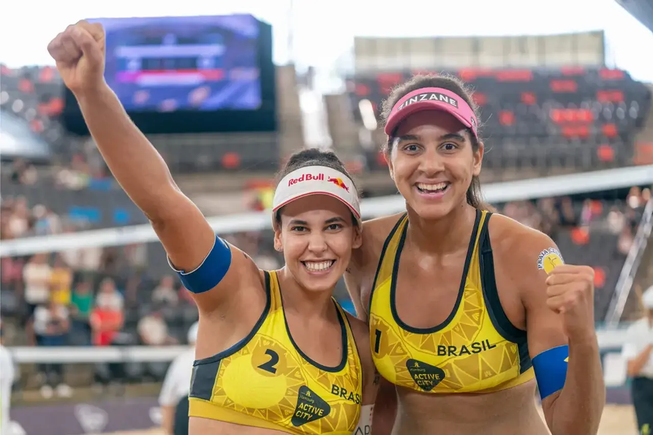 Imagem da notícia: Vôlei de praia nas Olimpíadas 2024: veja agenda do Brasil neste domingo (28)