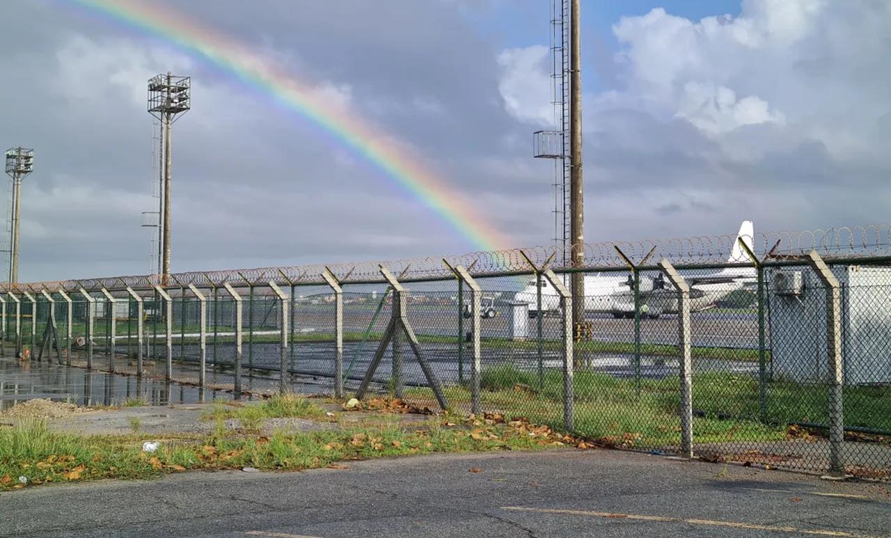 Cercas duplas já instaladas próximas ao TECA (parte leste do aeródromo) - Terminal de Cargas do Fortaleza Airport