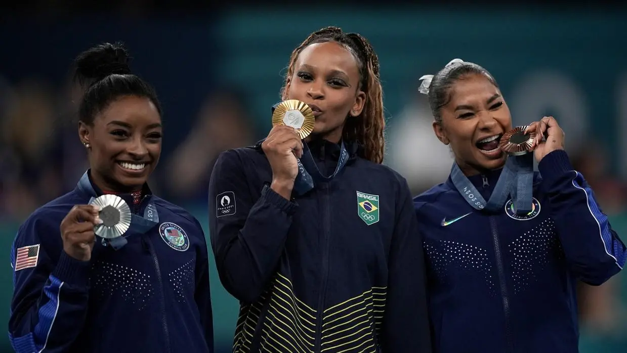 Imagem da notícia: Música de Beyoncé marca presença no solo de Rebeca e Simone; veja as trilhas das ginastas