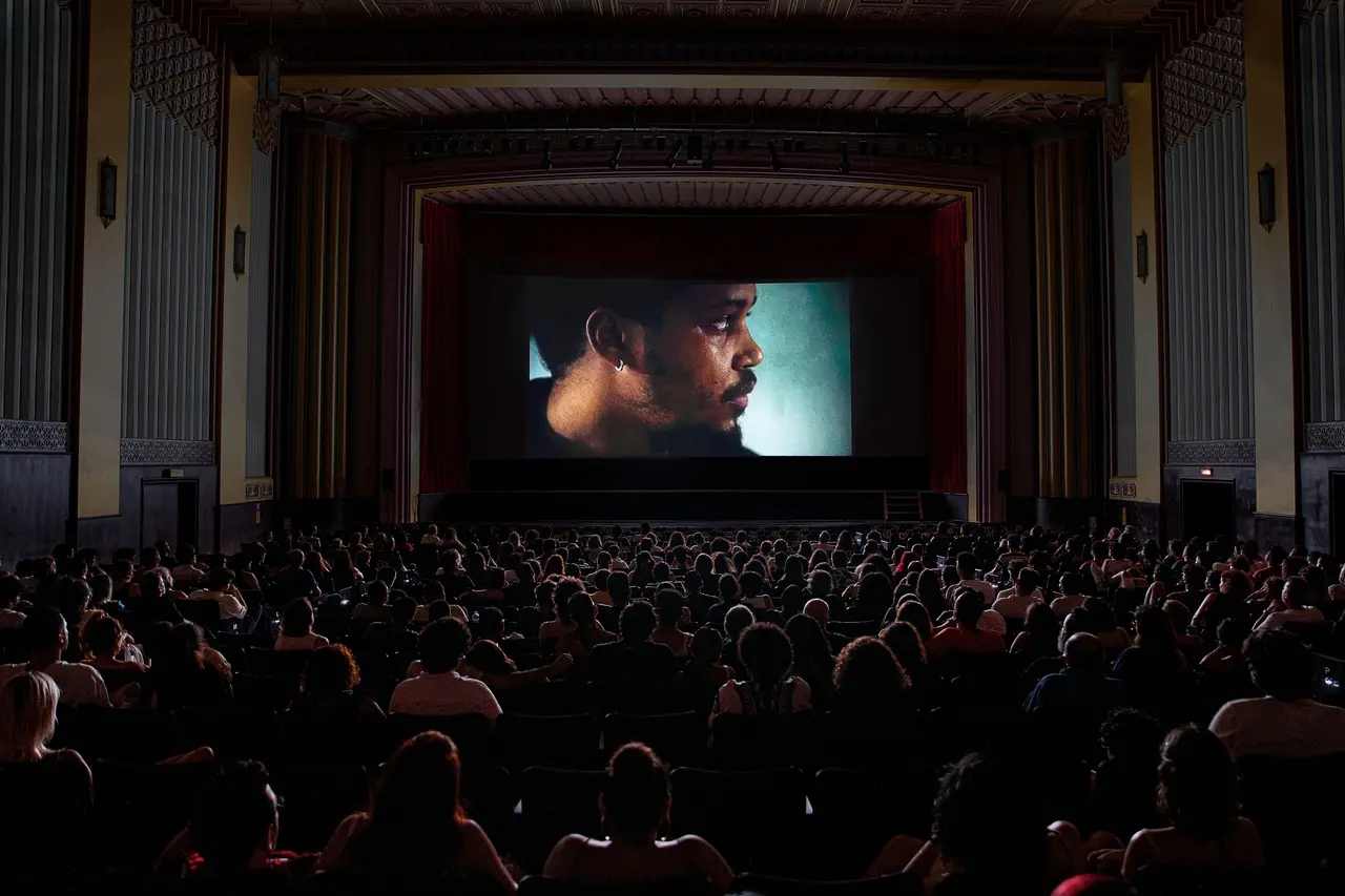 Imagem da notícia: Com prêmio principal de R$ 40 mil, 34º Cine Ceará tem inscrições abertas para longas e curtas