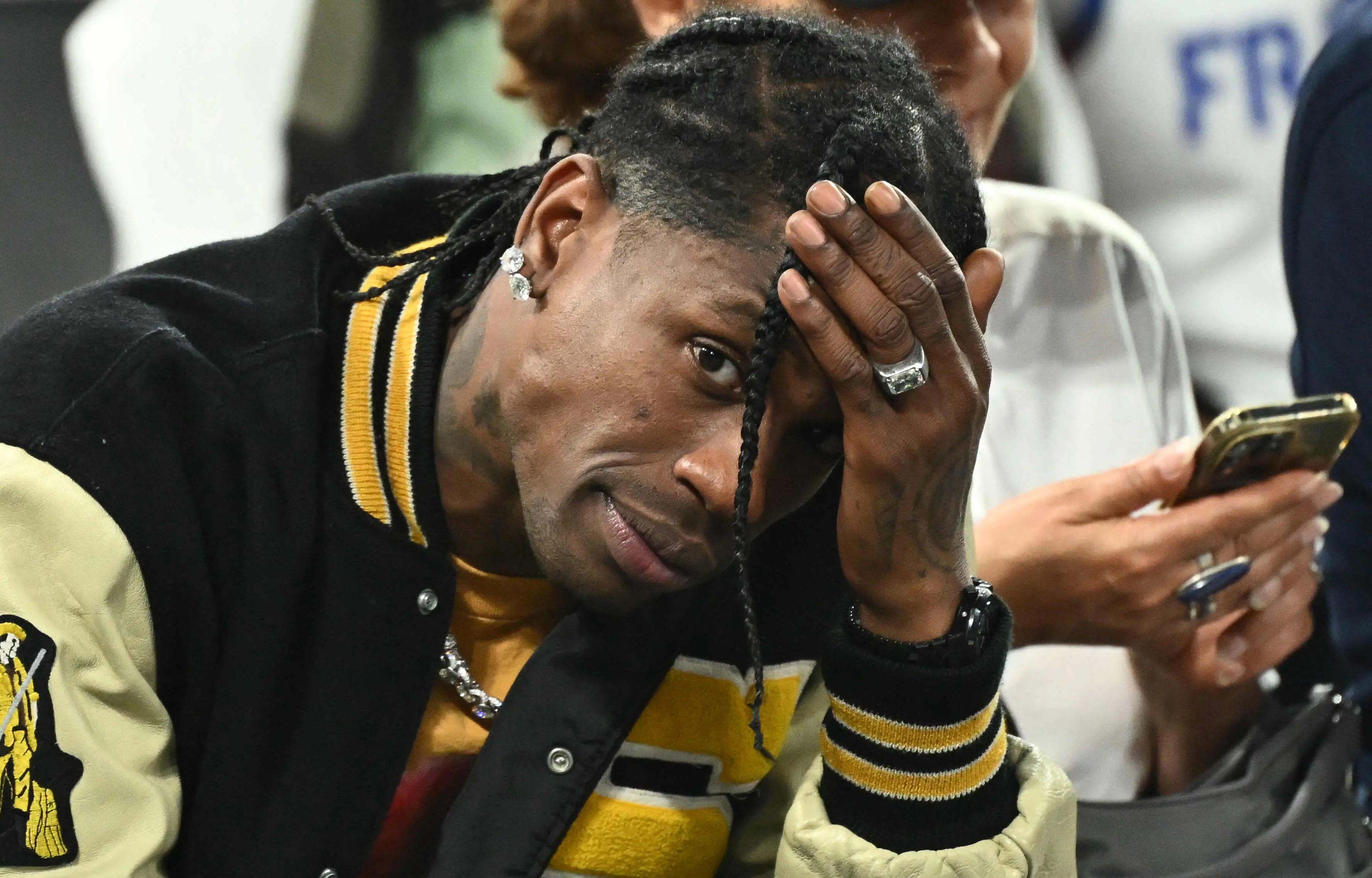 Imagem da notícia: Rapper Travis Scott é preso após briga em Paris